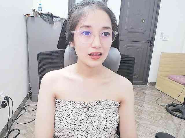 Bella099 webcam