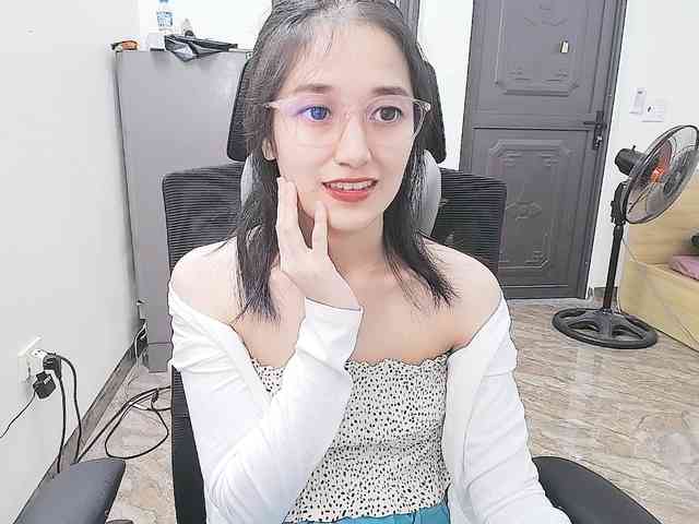Bella099 webcam