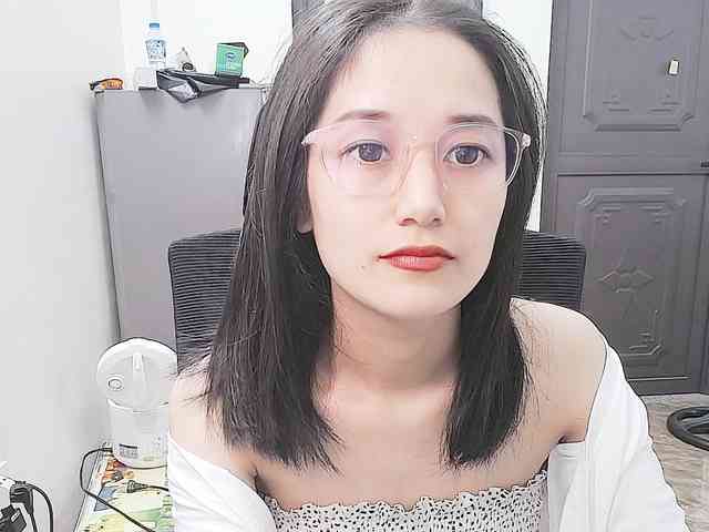 Bella099 webcam