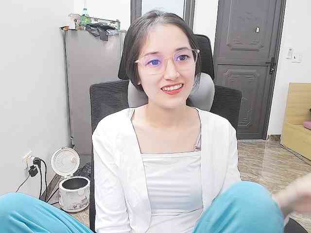 Bella099 webcam