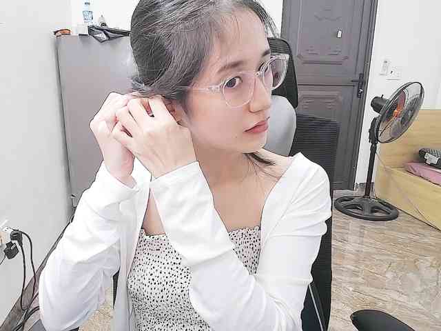 Bella099 webcam