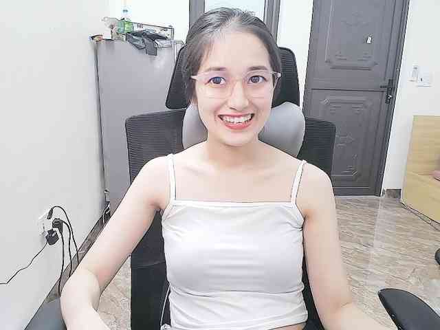 Bella099 webcam