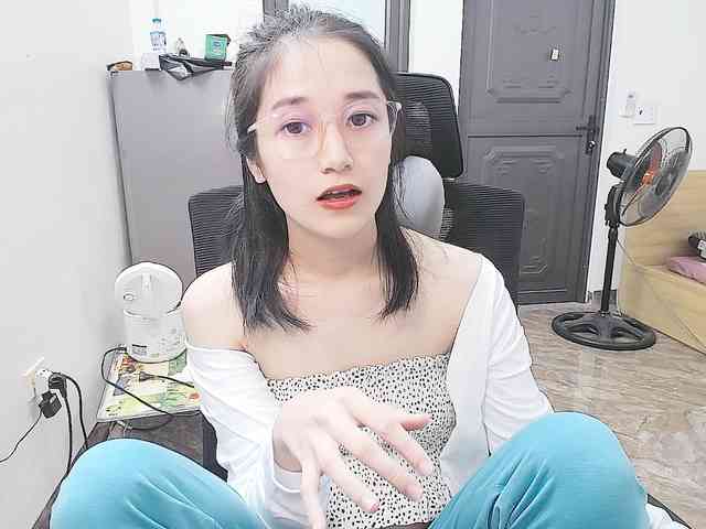 Bella099 webcam