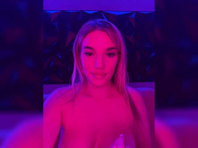 LYALAtop webcam