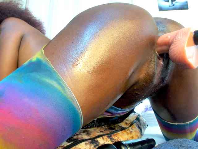 Candbody webcam