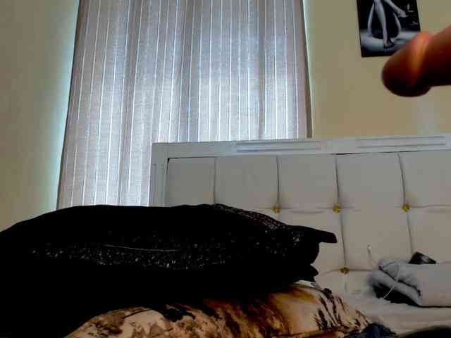 Candbody webcam