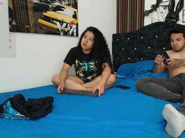 couplee-horny webcam