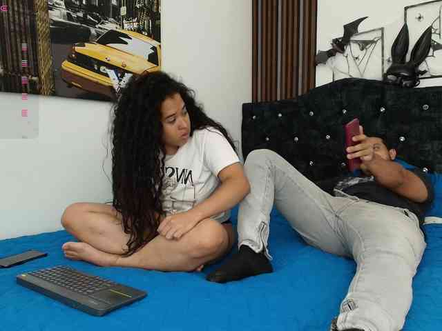 couplee-horny webcam