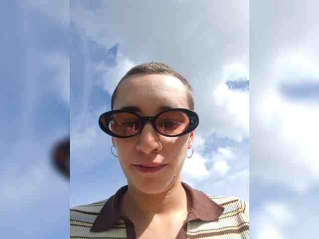 AntoniaDilune webcam