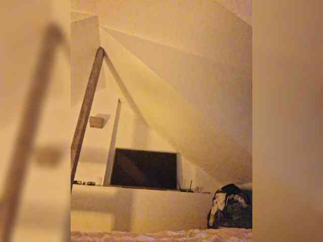 AntoniaDilune webcam