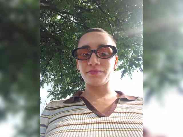 AntoniaDilune webcam