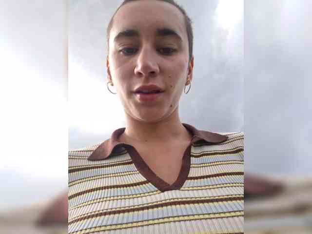 AntoniaDilune webcam