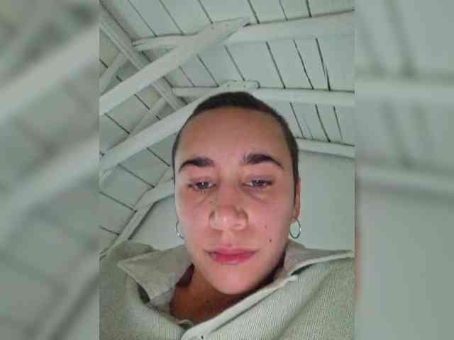 AntoniaDilune webcam