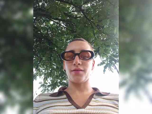 AntoniaDilune webcam