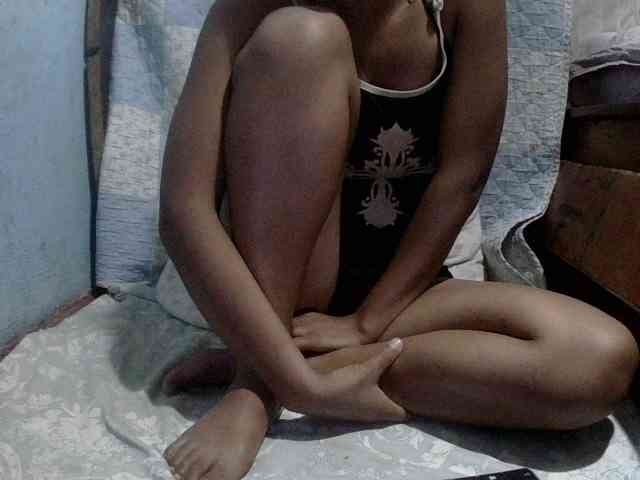 LoveSexx23 webcam