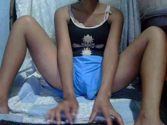 LoveSexx23 webcam