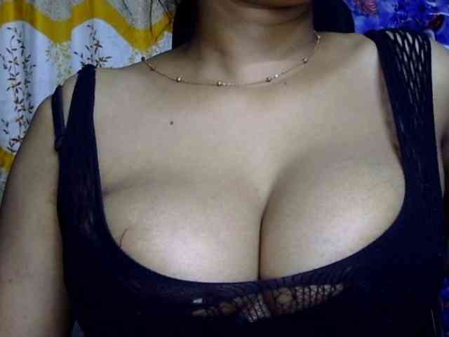 Nusrat-Mimi webcam