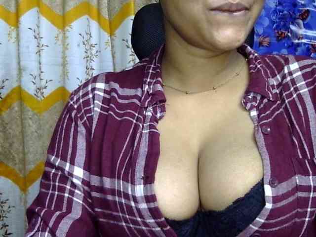 Nusrat-Mimi webcam