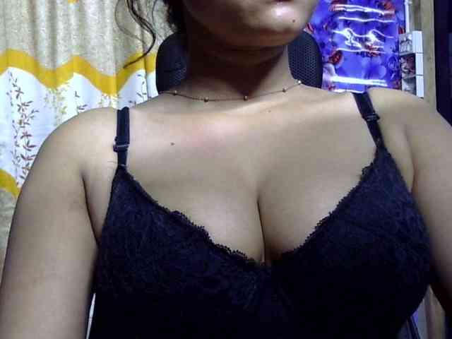 Nusrat-Mimi webcam