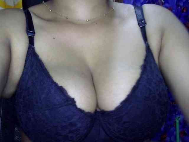 Nusrat-Mimi webcam