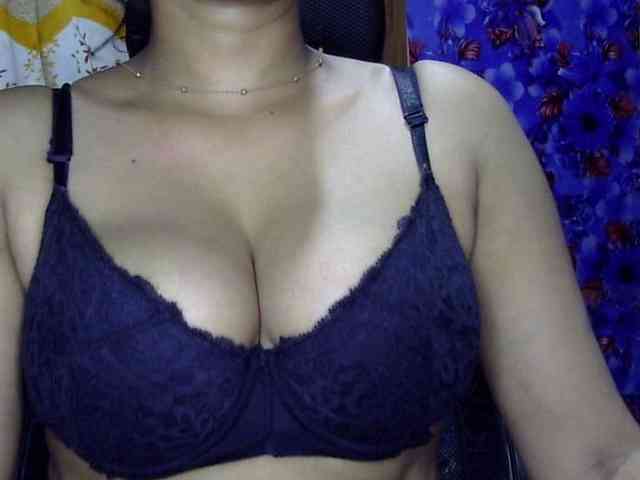 Nusrat-Mimi webcam