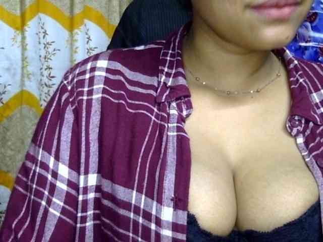Nusrat-Mimi webcam