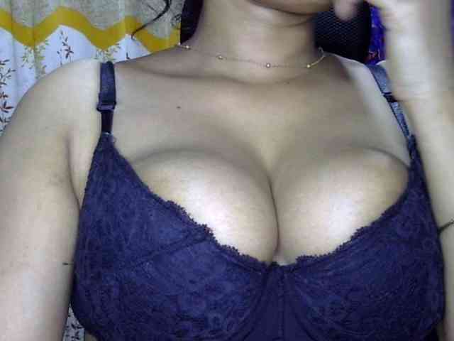 Nusrat-Mimi webcam