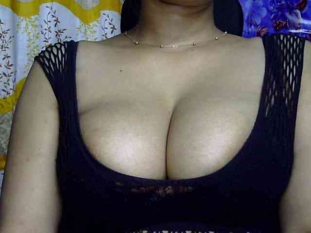 Nusrat-Mimi webcam