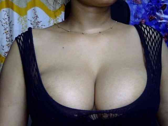 Nusrat-Mimi webcam