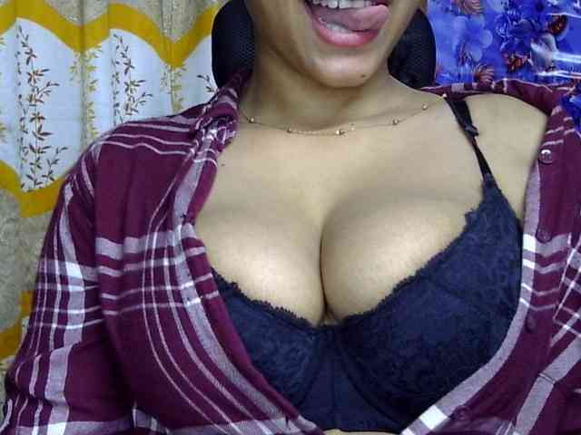 Nusrat-Mimi webcam