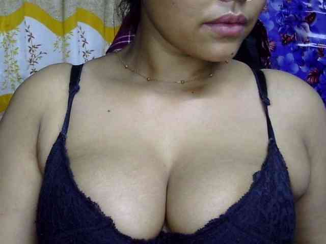 Nusrat-Mimi webcam