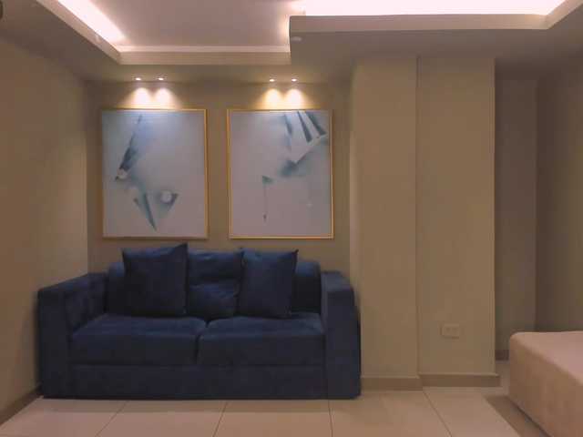 AlinaKravitz webcam