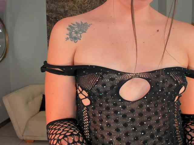 AlinaKravitz webcam