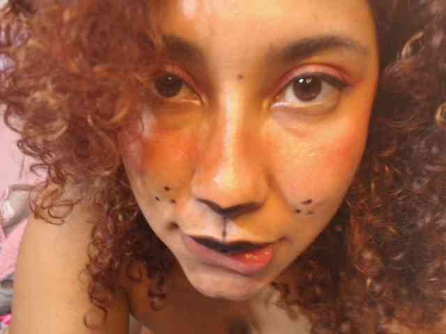 lauraltt webcam