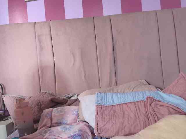 lauraltt webcam
