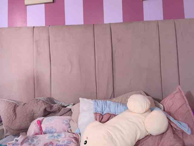 lauraltt webcam