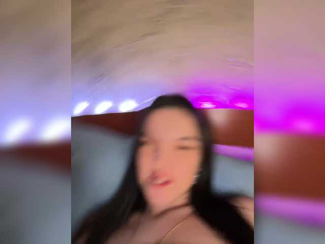 CaramelVapour webcam