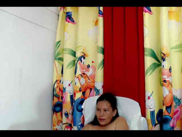 nemayhottits webcam