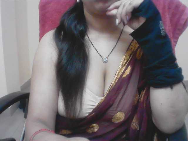 Hotdevika webcam