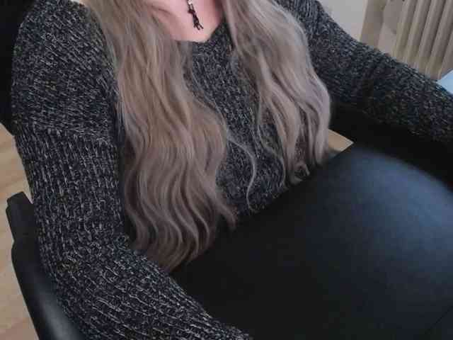 Celina-Rose webcam