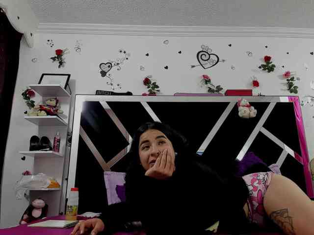 Dreamgirlss webcam