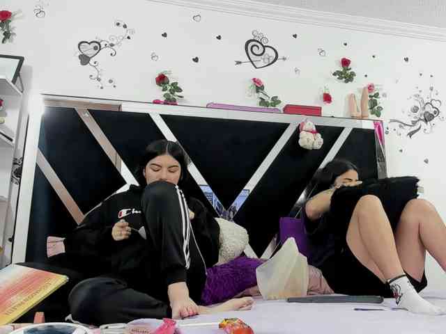Dreamgirlss webcam
