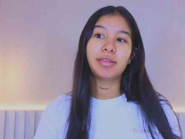 AidaMoreno webcam