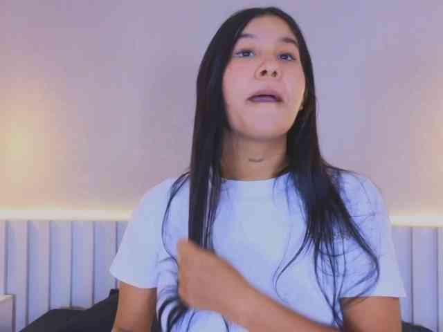 AidaMoreno webcam