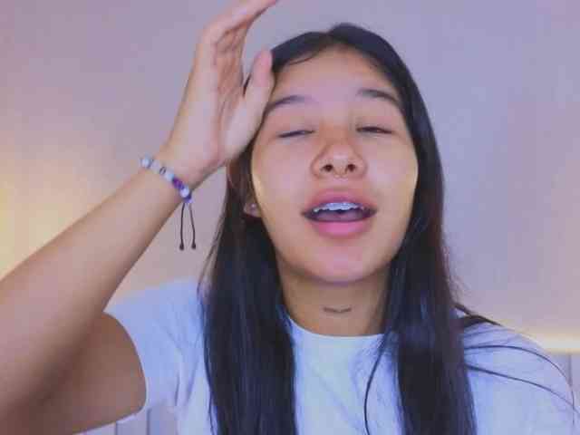 AidaMoreno webcam