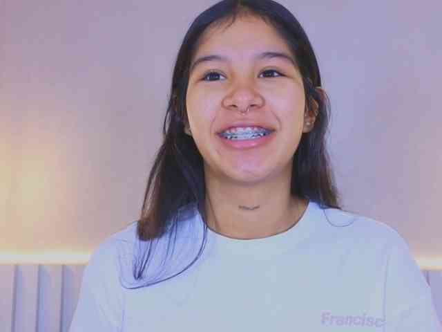 AidaMoreno webcam