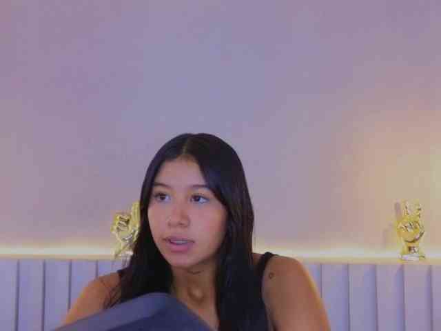 AidaMoreno webcam