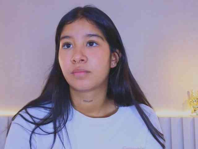 AidaMoreno webcam