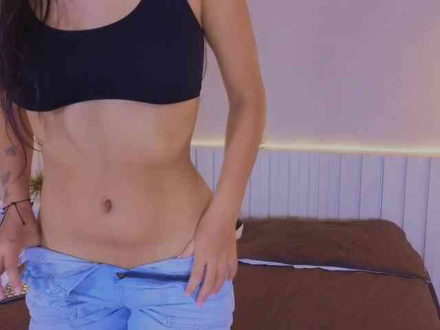 AidaMoreno webcam