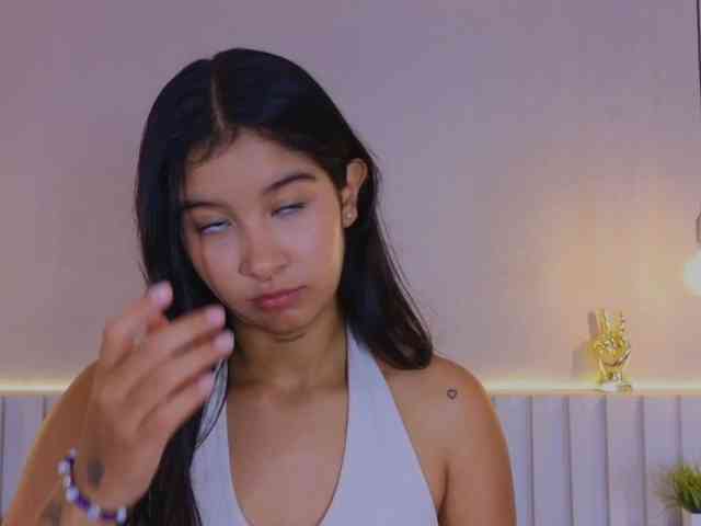 AidaMoreno webcam